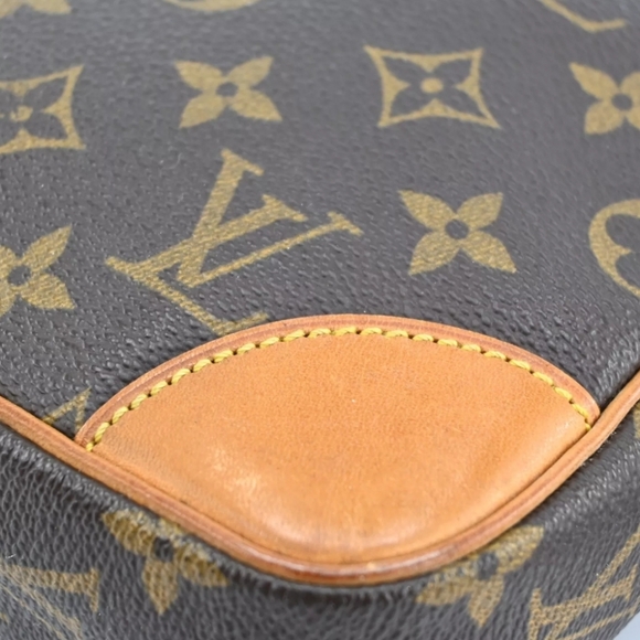 Louis Vuitton Clutch Marly Dragonne GM FREE PURSE CHARM. - Picture 12 of 16